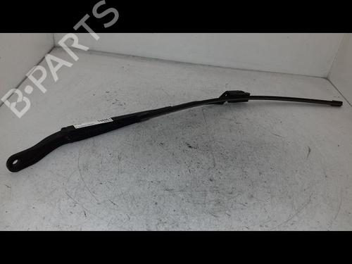 Used Front windshield wiper arm Front windshield wiper arm 38256809 38256809