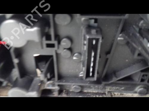 Used Left taillight PEUGEOT 306 Hatchback (7A, 7C, N3, N5) 2.0 HDI 90 (90 hp) 23196527