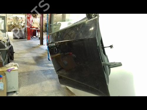 Used Right front door CHEVROLET AVEO Hatchback (T300) 1.2 (69 hp) 29224939