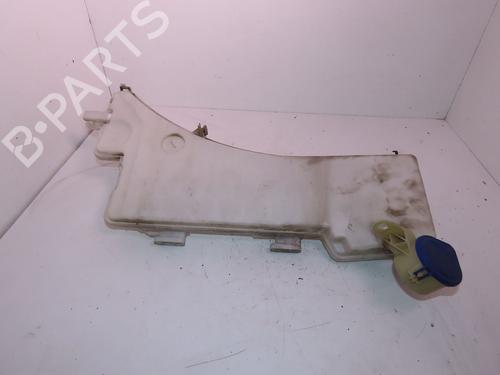 Used Windscreen washer tank Windscreen washer tank 19025526 19025526