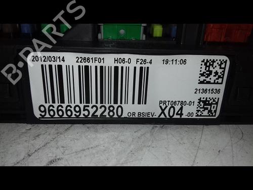 Electronic module CITROËN C3 II (SC_) 1.4 HDi 70 (SC8HZC, SC8HR0, SC8HP4) | BP32767790M83 - Image 3