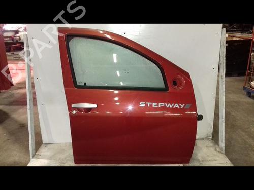 Used Right front door DACIA SANDERO 1.5 dCi (88 hp) 21800086