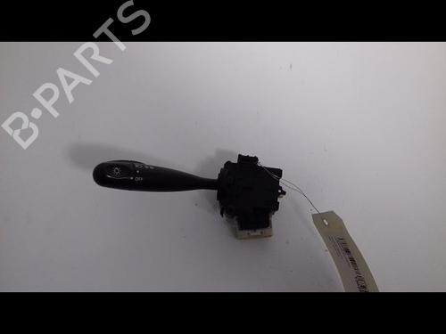 Used Headlight switch TOYOTA YARIS (_P1_) 1.0 (SCP10_, SCP10R) (68 hp) 10684003