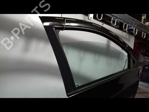 Used Right front door RENAULT CLIO III (BR0/1, CR0/1) 1.5 dCi (BR17, CR17) (86 hp) 14954772