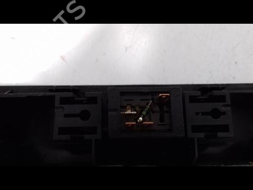 Used Climate control OPEL ZAFIRA A MPV (T98) 2.0 DTI 16V (F75) (101 hp) 8973716