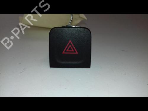 Bouton de warning RENAULT KADJAR (HA_, HL_) 1.2 TCe 130 (130 hp) 14954477