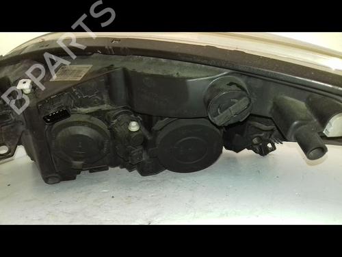 Right headlight RENAULT SCÉNIC III (JZ0/1_) 1.5 dCi | BP29226200C29 