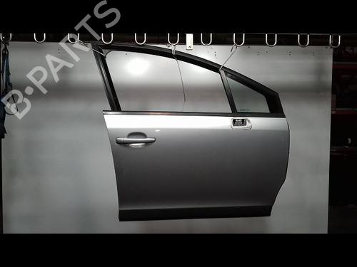 Used Right front door Right front door 12564357 12564357