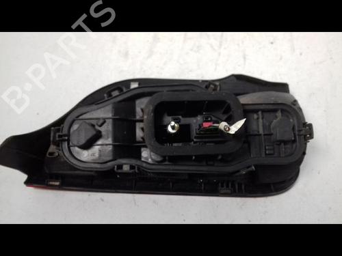 right-taillight-vw-up-121-122-bl1-bl2-bl3-123-10-1s0945096g-2011-8973998 main image