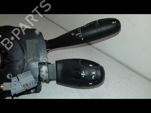 Used Steering column stalk PEUGEOT 407 (6D_) 2.0 HDi 135 (6DRHRH, 6DRHRE, 6DRHRG, 6DRHRJ) (136 hp) 30949599