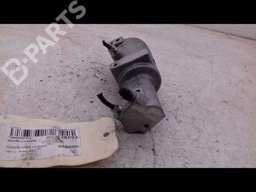 Used Brake master cylinder TOYOTA YARIS (_P13_) 1.5 Hybrid (NHP130_, NHP130) (101 hp) 9118162