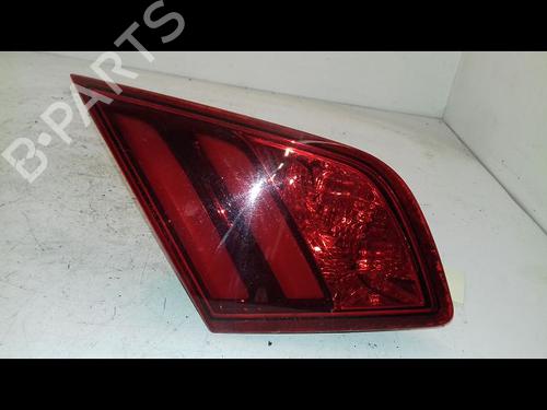 Używane Lampa tylna klapy bagażnika lewa PEUGEOT 308 II (LB_, LP_, LW_, LH_, L3_) 1.6 HDi 100 (99 hp) 30950189