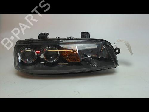 Used Right headlight FIAT PUNTO (176_) [1993-1999]  15744185