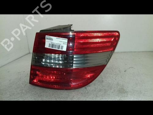 right-taillight-opel-corsa-c-x01-2000-2001-2002-2003-2004-2005-2006-2007-2008-2009-34049319 main image