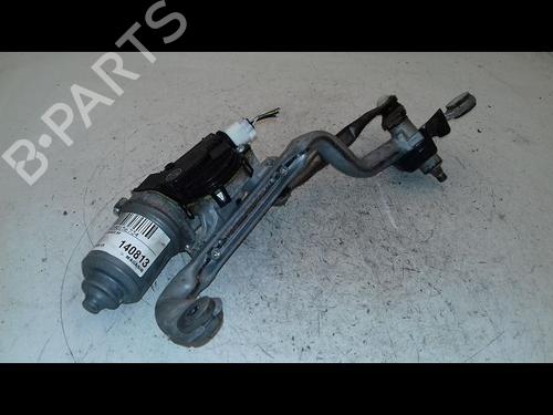 Used Front wiper motor TOYOTA YARIS (_P13_) 1.4 D (NLP130_, NLP130) (90 hp) 31348058
