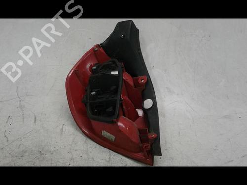 Used Right taillight RENAULT CLIO III (BR0/1, CR0/1) 1.5 dCi (BR17, CR17) (86 hp) 8966934