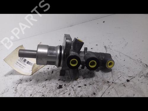 Used Brake master cylinder BMW 5 (E39) 525 d (163 hp) 10683975
