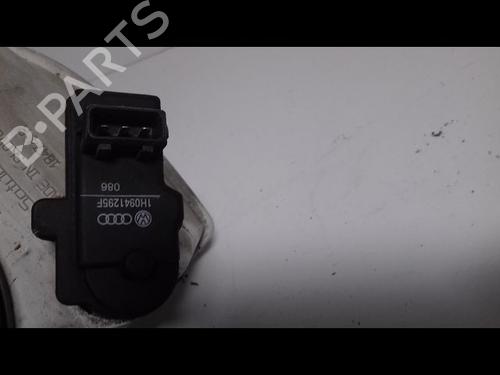 Used Right headlight VW GOLF III Variant (1H5) 1.9 D (64 hp) 10691001