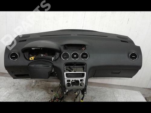 Used Dashboard PEUGEOT 308 I (4A_, 4C_) 1.6 HDi (109 hp) 8965218