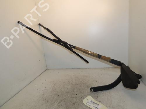 Used Front windshield wiper arm Front windshield wiper arm 33058684 33058684