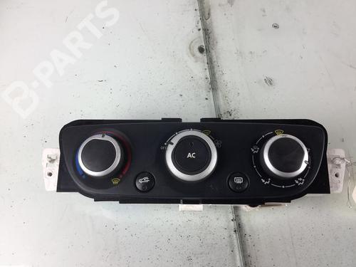 Used Climate control RENAULT MEGANE III Hatchback (BZ0/1_, B3_) 1.5 dCi (86 hp) 8969766