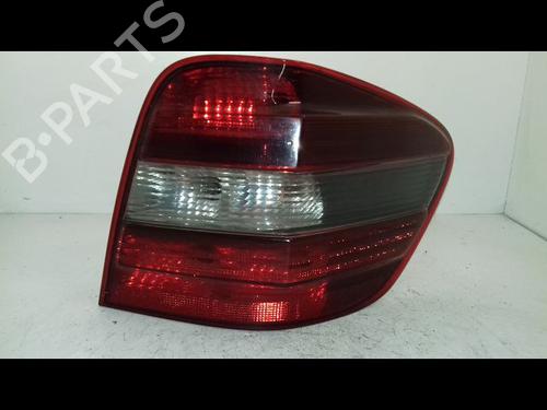 Used Right taillight MERCEDES-BENZ M-CLASS (W164) ML 350 CDI 4-matic (164.122) (224 hp) 29226491