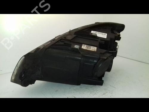 Used Right headlight VW TRANSPORTER T6 Van (SGA, SGH, SHA, SHH) 2.0 TDI (150 hp) 29216829