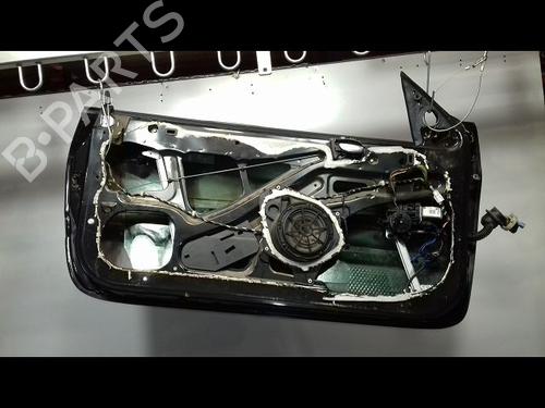 Used Left front door PEUGEOT 206 CC (2D) 1.6 16V (2DNFUF, 2DNFUR) (109 hp) 12207589