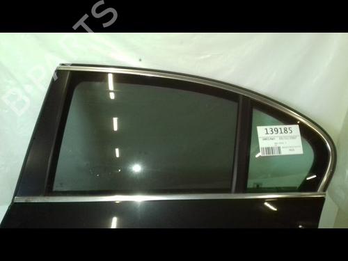 Used Left rear door Left rear door 18124572 18124572