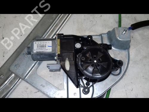 Used Front right window mechanism PEUGEOT 208 I (CA_, CC_) 1.6 HDi (92 hp) 8963657