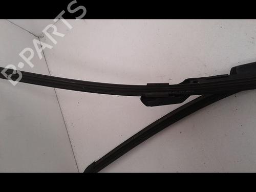 Used Front windshield wiper arm VW POLO IV (9N_, 9A_) 1.4 TDI (70 hp) 14888500
