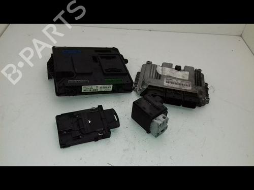 Used Engine control unit (ECU) RENAULT SCÉNIC III (JZ0/1_) 1.9 dCi (JZ0J, JZ1J, JZ1K, JZ1S) (131 hp) 19440997