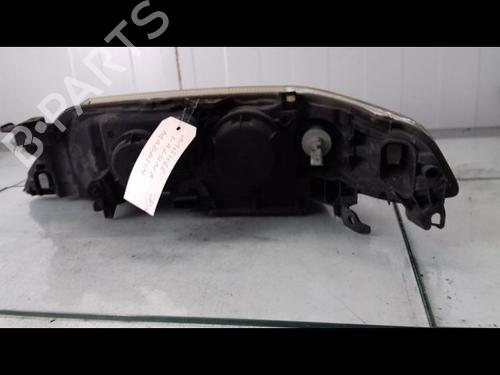 Used Right headlight RENAULT LAGUNA II (BG0/1_) 1.9 dCi (107 hp) 8962907