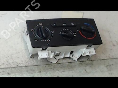 Used Climate control PEUGEOT EXPERT Van (VF3A_, VF3U_, VF3X_) 1.6 HDi 90 16V (90 hp) 8969821