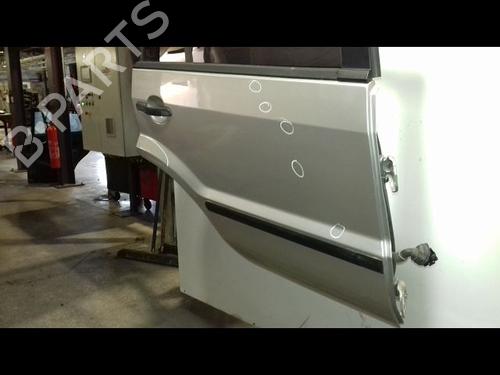 Used Right rear door Right rear door 18104284 18104284