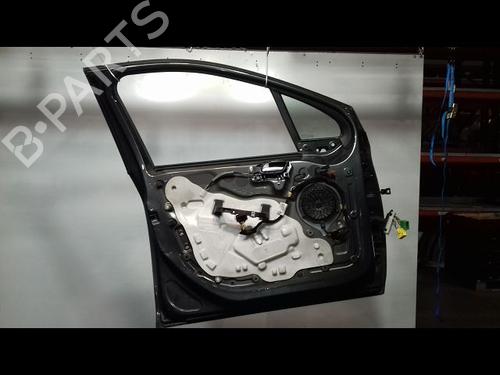 Porta frente esquerda PEUGEOT 208 I (CA_, CC_) 1.6 HDi (92 hp) 9807820780