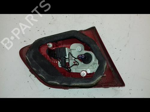 Used Right tailgate light VW PASSAT B7 (A32, A33) 2.0 TDI (140 hp) 19069420