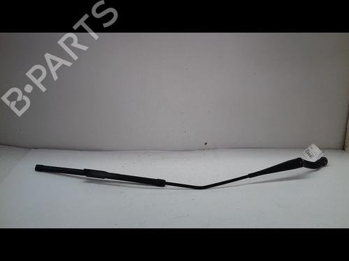 Used Front windshield wiper arm OPEL CORSA D (S07) 1.4 (L08, L68) (100 hp) 14894258