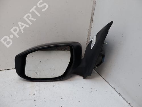 Used Left mirror Left mirror 39220007 39220007