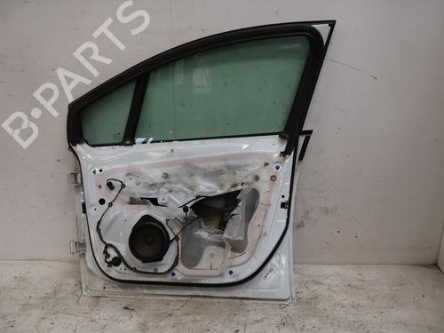 right-front-door-opel-meriva-b-mpv-s10-2010-2011-2012-2013-2014-2015-2016-2017-32767994 main image