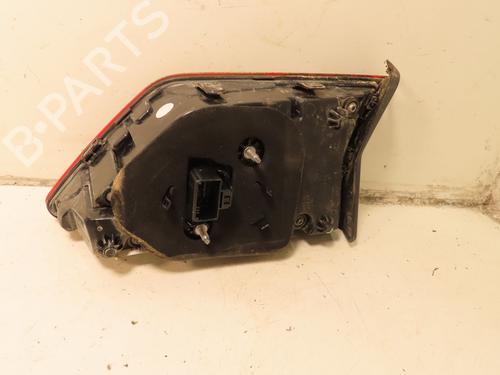 Heckleuchte rechts hinten für VW TIGUAN (AD1, AX1) 2.0 TDI (150 hp) 31302357