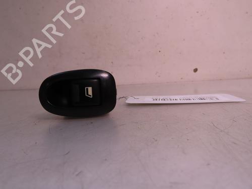 Used Switch PEUGEOT 1007 (KM_) 1.4 HDi (68 hp) 16355872