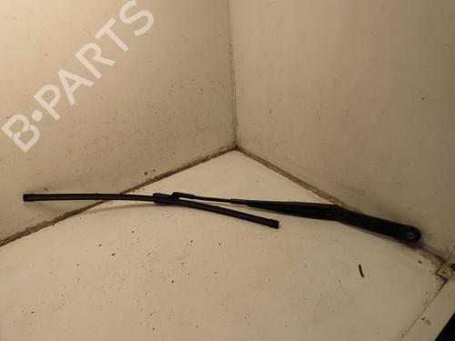 Używane Ramię wycieraczki przedniej szyby VW GOLF VI (5K1) 2.0 TDI 4motion (140 hp) 32151319