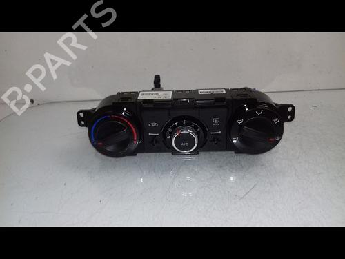 Used Climate control HYUNDAI i20 I (PB, PBT) 1.1 CRDi (75 hp) 8979855