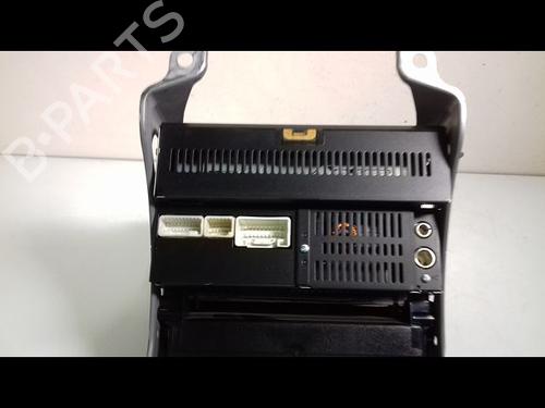 Used Radio Radio 16781846 16781846