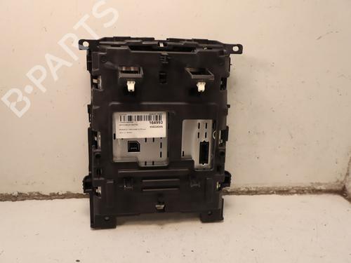 Used Display monitor Display monitor RENAULT MEGANE IV Grandtour (K9A/M/N_) 1.5 dCi 110 (110 hp) 33031661 33031661