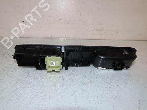 Left front window switch DACIA SANDERO III 1.0 SCe 65 | BP30953525I27