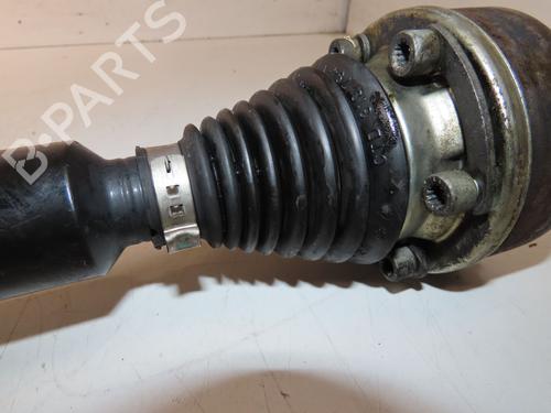Arbre de transmission avant droit VW GOLF PLUS V (5M1, 521) 1.6 TDI (105 hp) 30692144