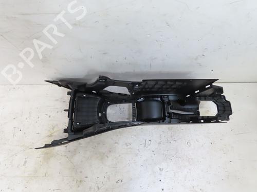 Middle console CITROËN C3 AIRCROSS II (2R_, 2C_) 1.2 PureTech 130 (2RHNYH) | BP31843747I22
