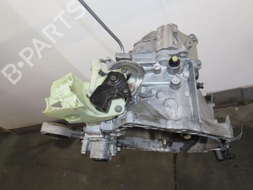 Used Gearbox PEUGEOT 208 I (CA_, CC_) 1.6 BlueHDi 100 (100 hp) 29319393